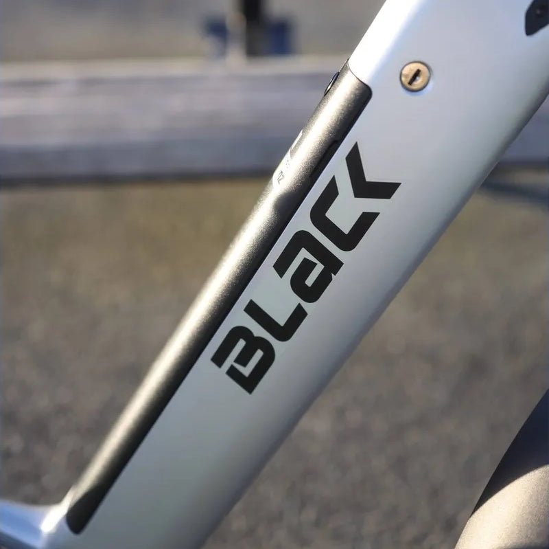 Black Roam ST e - bike - City and Commuter - Black - Electrify NZ