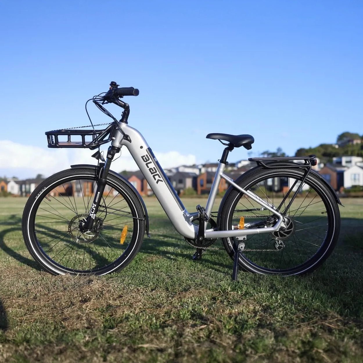 Black Roam ST e - bike - City and Commuter - Black - Electrify NZ