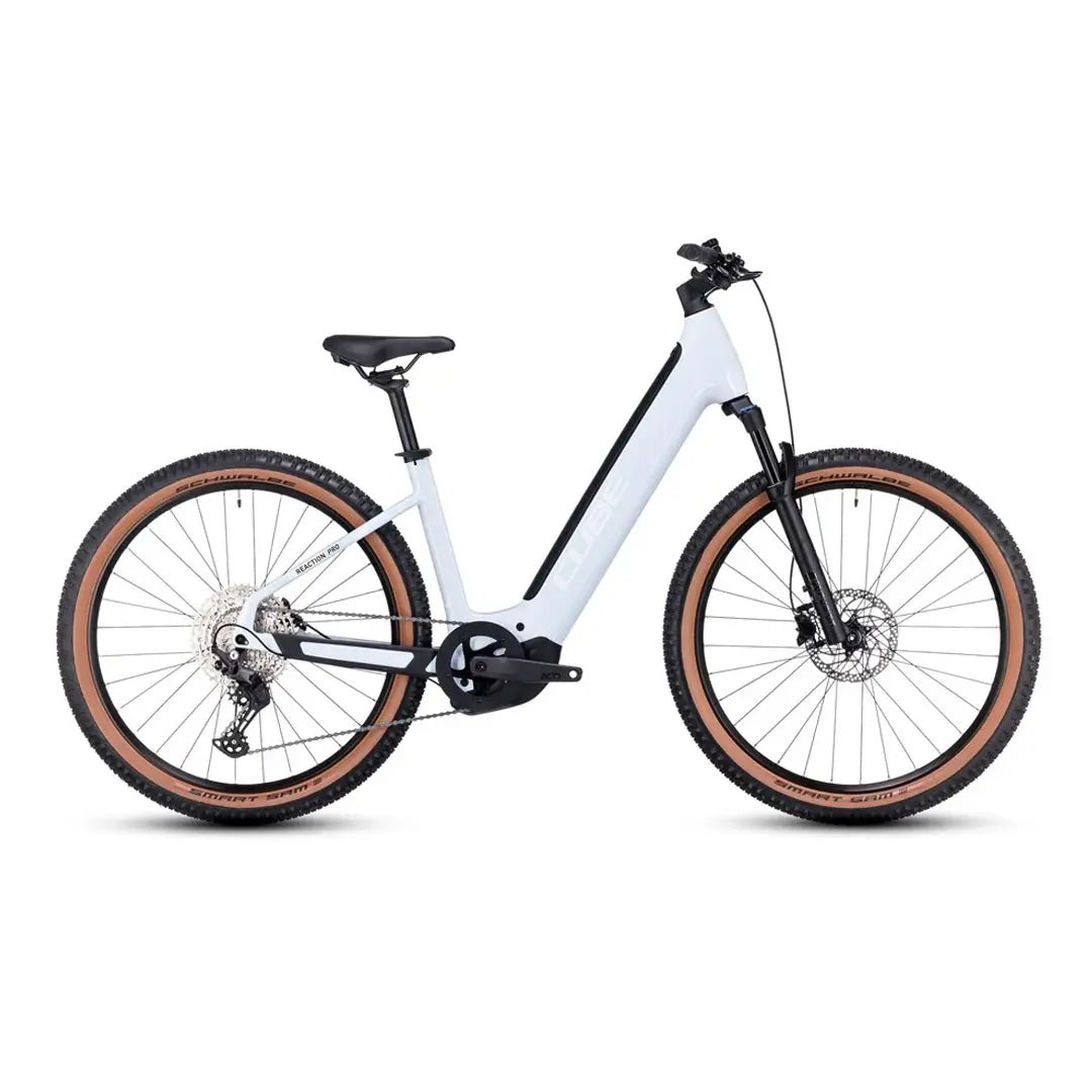 Cube Reaction Hybrid pro 625 Easy Entry flashwhite'n'black - Electric Mountain Bike - Cube - Electrify NZ